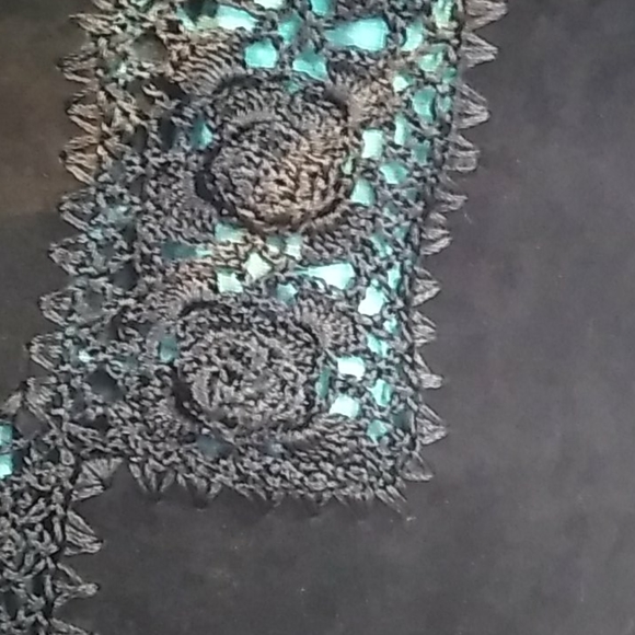 Mertillo Jacket/Top - Picture 6 of 8